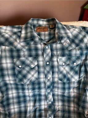 Wrangler Blue and White Plaid Snap-Front Casual Shirt size XL